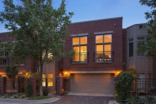 192 Bank Street SE, Minneapolis, MN 55414