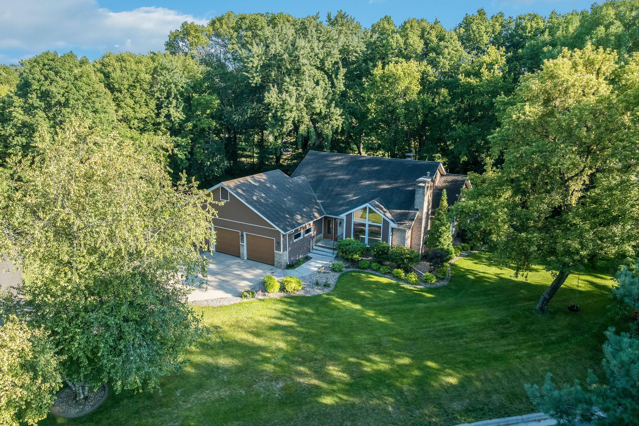 200 Greenwood Drive Mankato MN-2.jpg