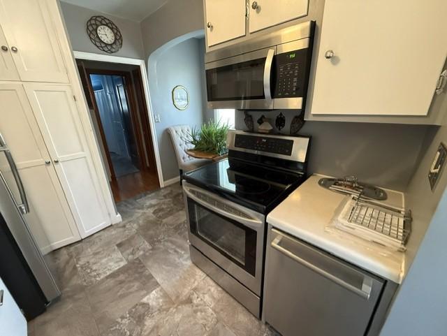 Stainless appliances included