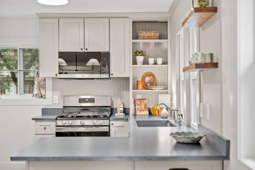 Modern Kitchen, Fresh Light