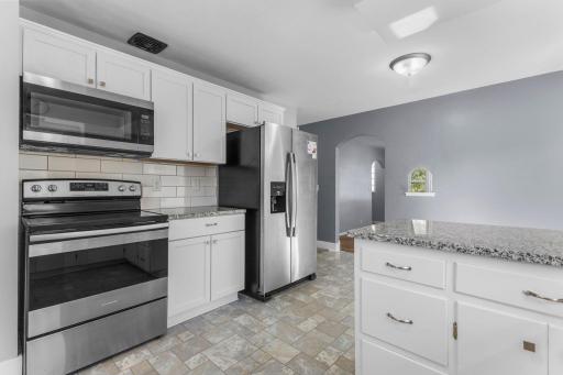 152 Boulevard Avenue NE, Montgomery, MN 56069