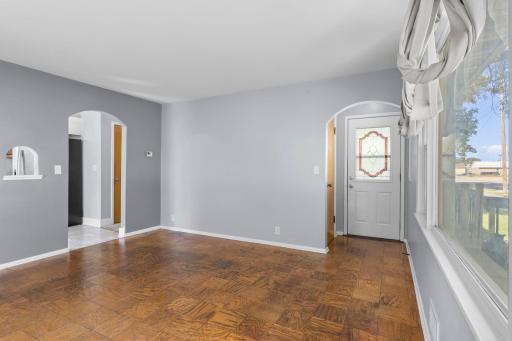 152 Boulevard Avenue NE, Montgomery, MN 56069