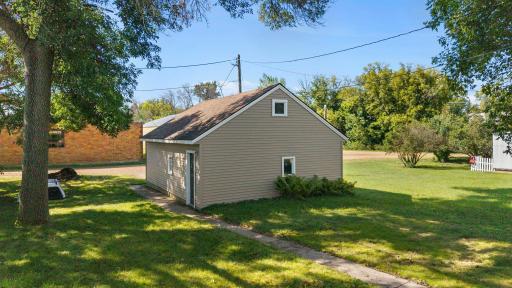 152 Boulevard Avenue NE, Montgomery, MN 56069