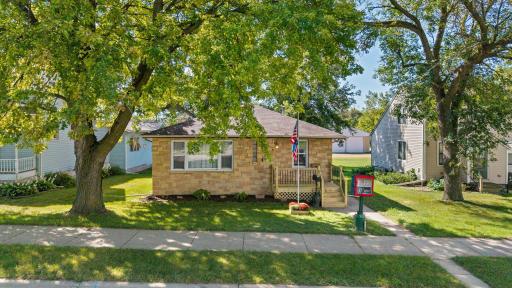 152 Boulevard Avenue NE, Montgomery, MN 56069
