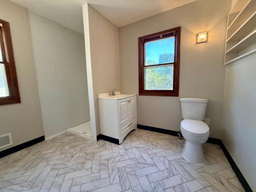 5300 W River Road NW, Rochester, MN 55901