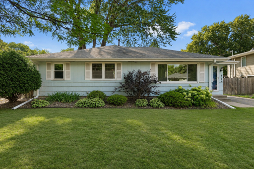 Welcome to 6324 Rolf Ave!