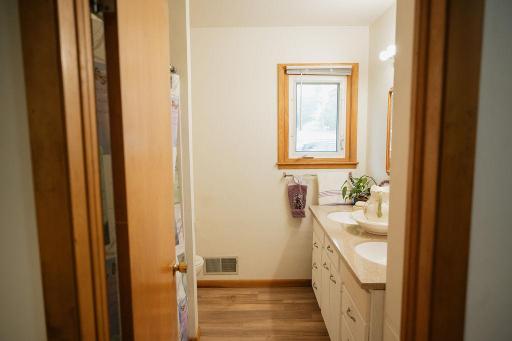 312 N Main Street, Sherburn, MN 56171