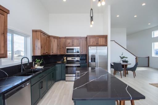 Kitchen 3.JPG