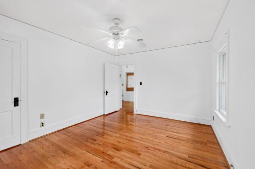 4037 Grand Avenue S, Minneapolis, MN 55409
