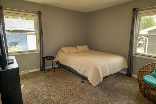 5432Mineral-home1-bed1a.jpg