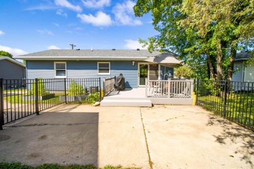 5432Mineral-ext3-rear3.jpg