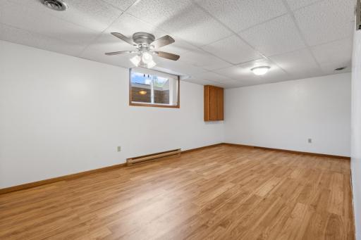 1433 Morris Avenue, Hinckley, MN 55037