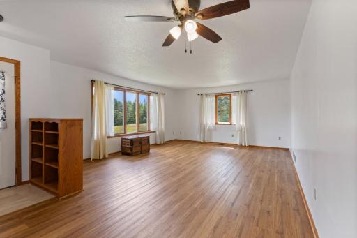 1433 Morris Avenue, Hinckley, MN 55037