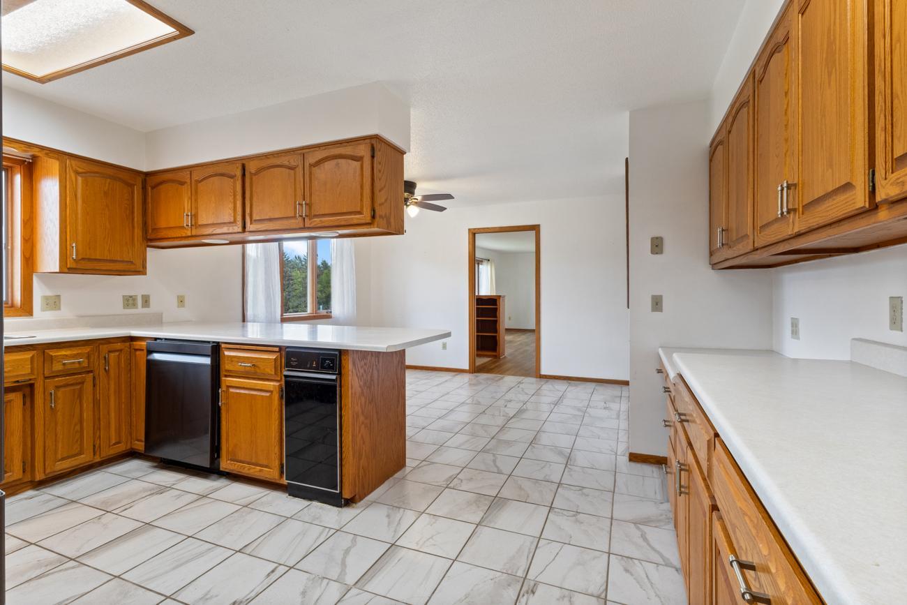 Kitchen / Dining View