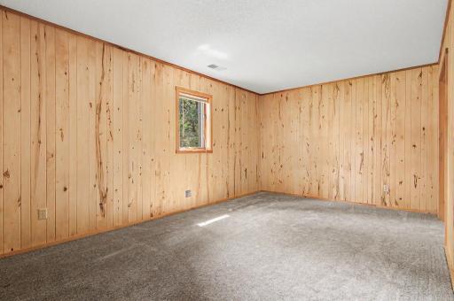 30155 Norway Drive NW, Cambridge, MN 55008