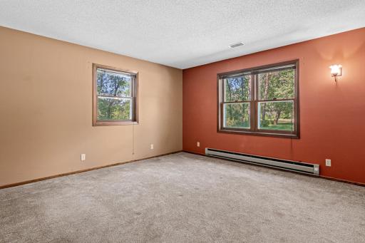 30155 Norway Drive NW, Cambridge, MN 55008