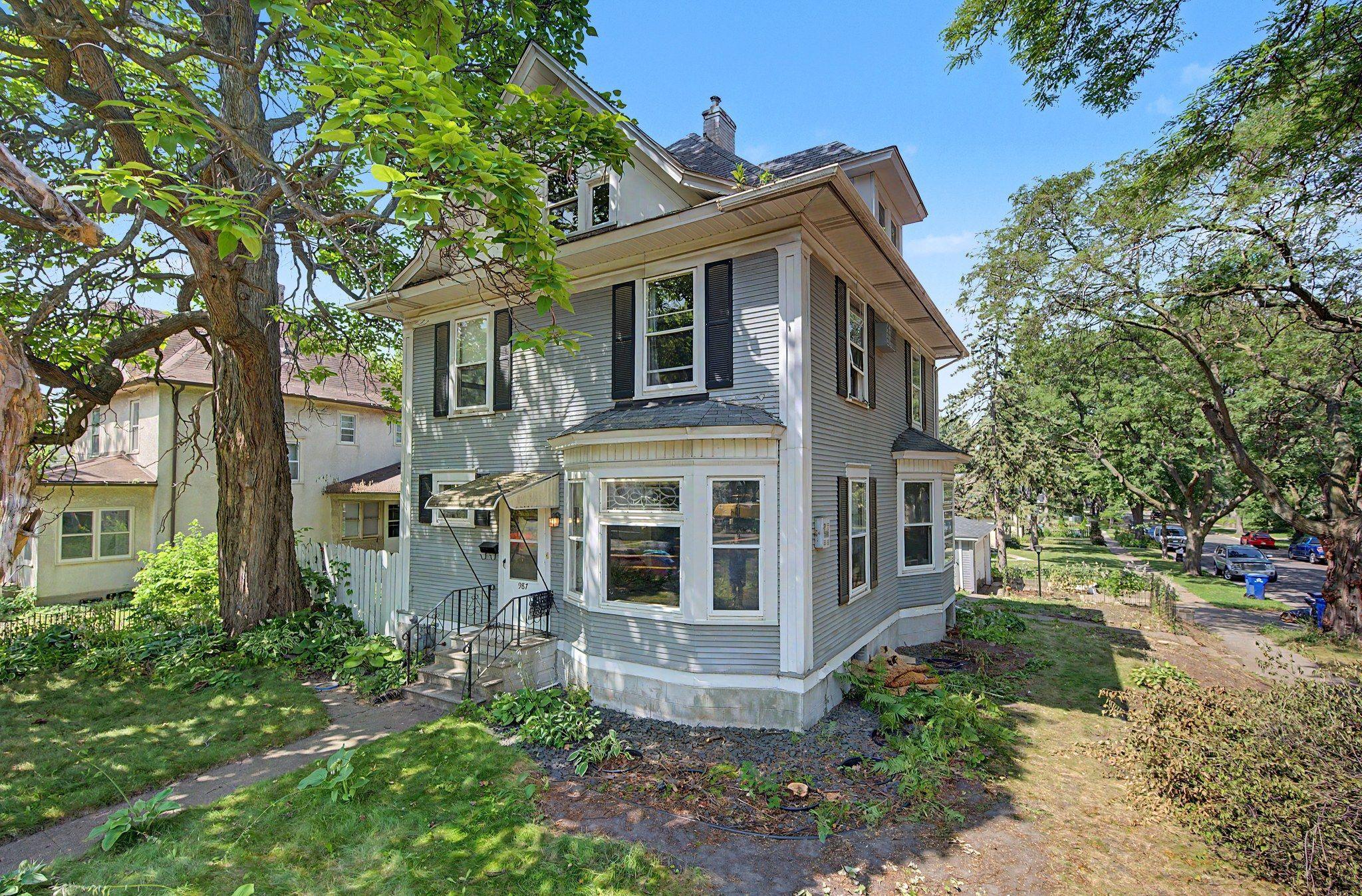 2-web-or-mls-987_Earl_Street_29_mls.jpg