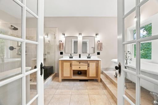 Primary bath