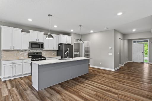 Huge kitchen with 9' island perfect for all your entertaining
