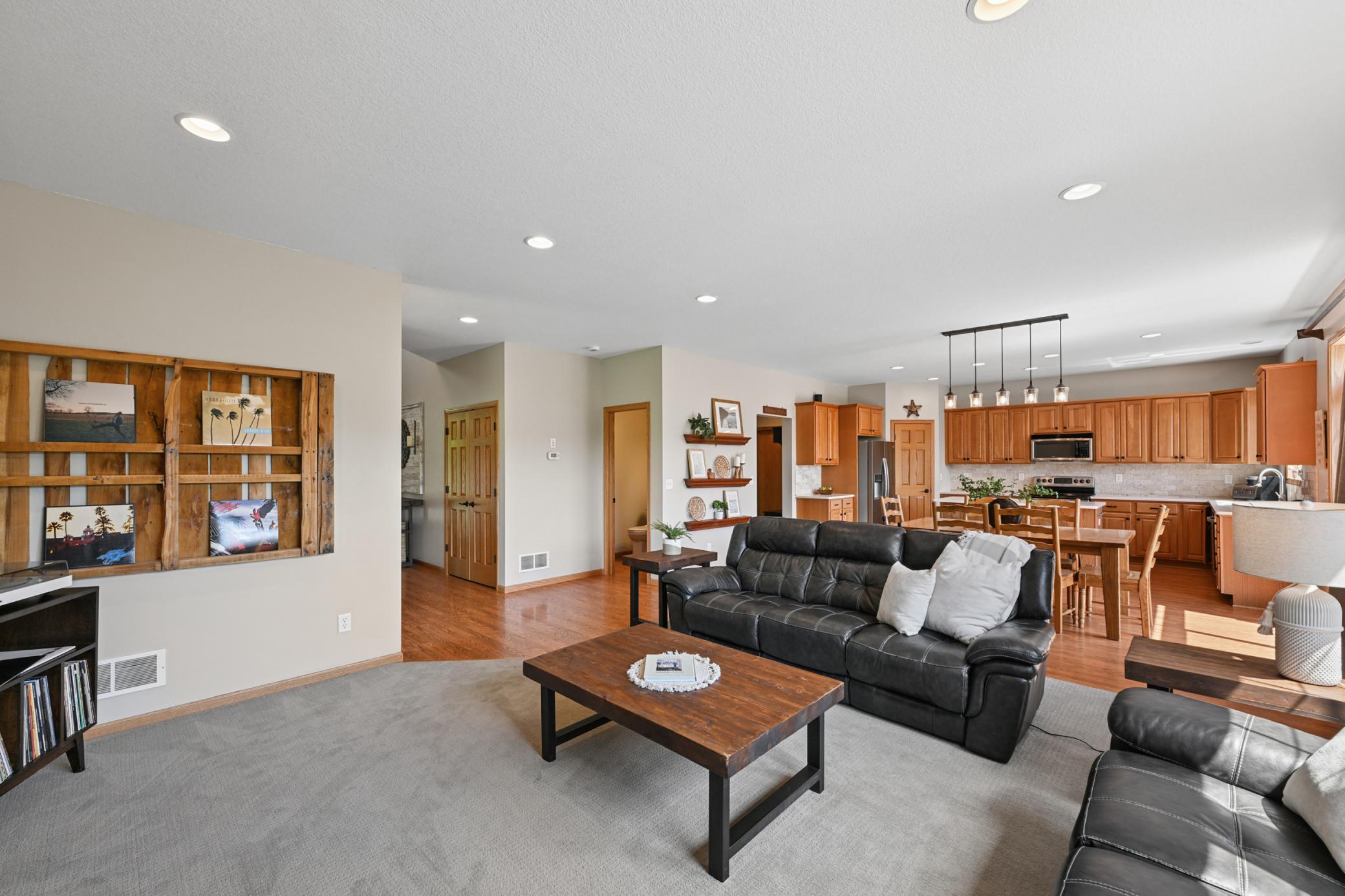 Spacious living room
