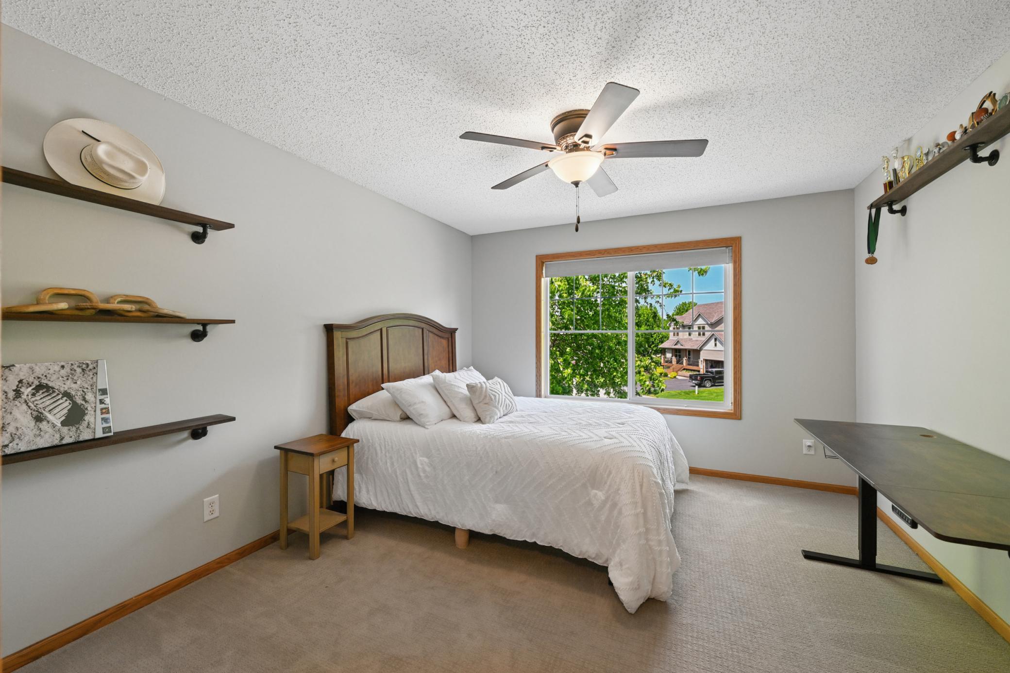 4 Bedrooms up