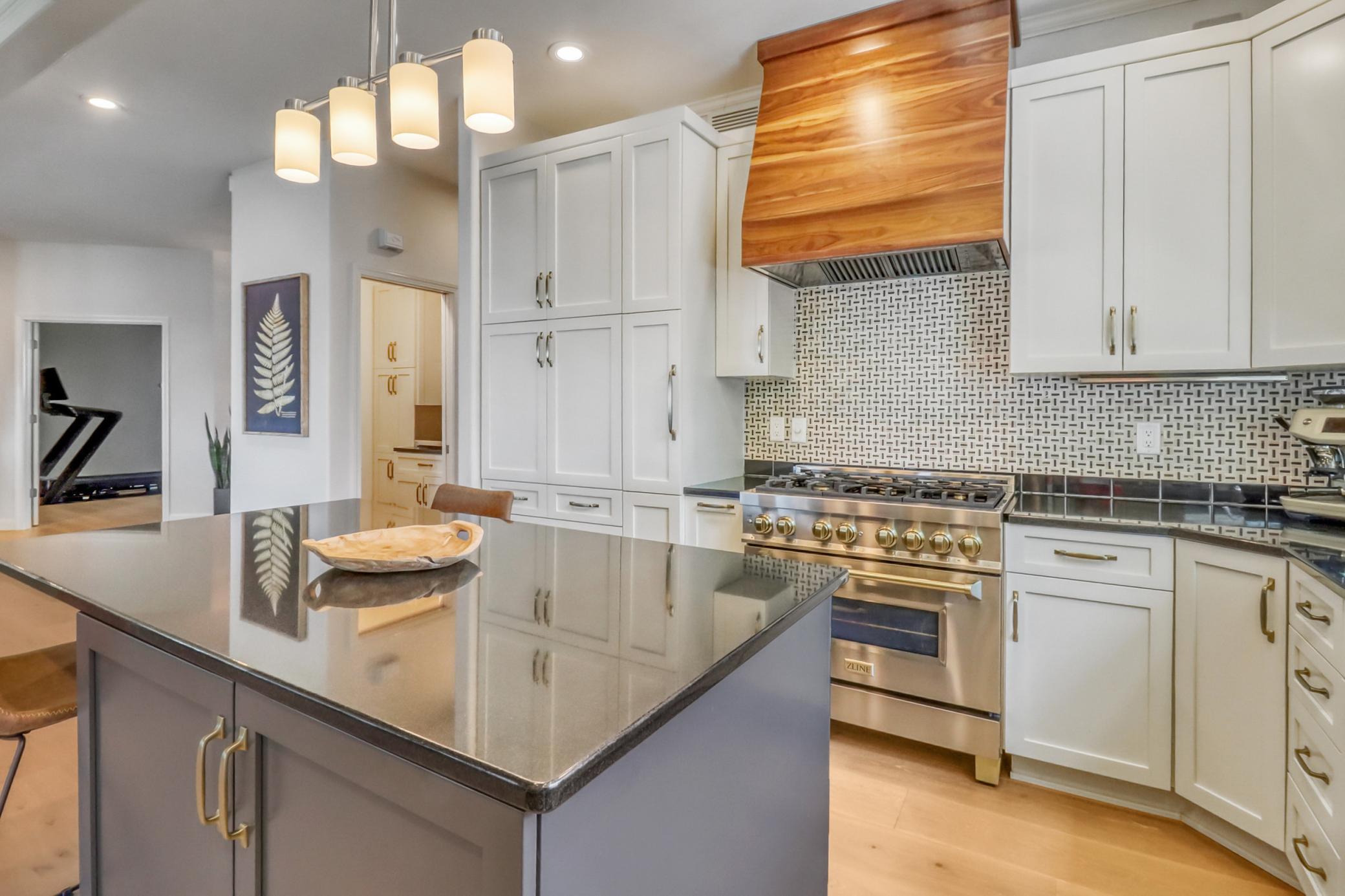 Kitchen1_2-3264.jpeg