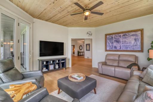 1760 E Shore Drive, Detroit Lakes, MN 56501