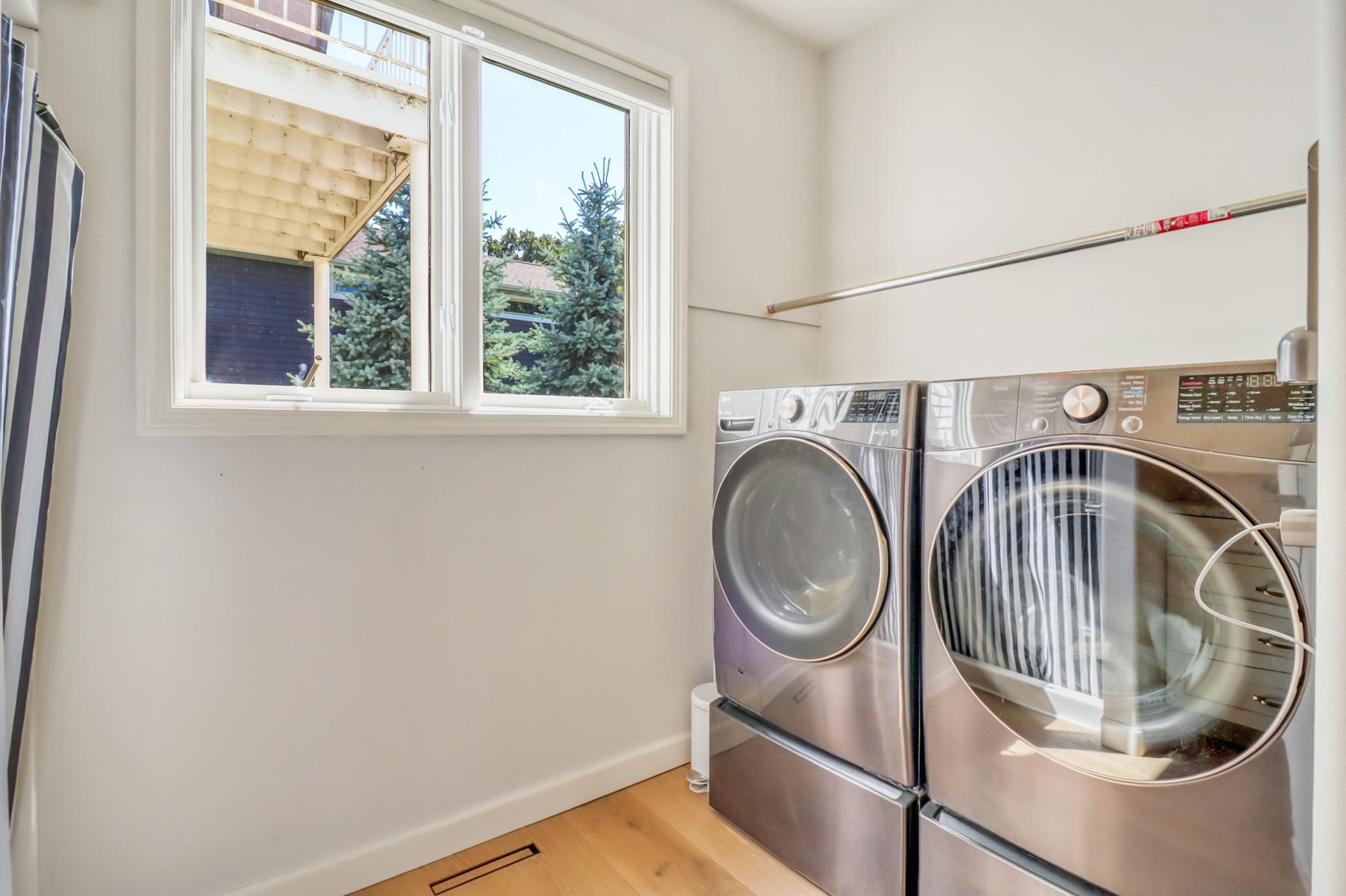 Laundry1_1-3264.jpeg