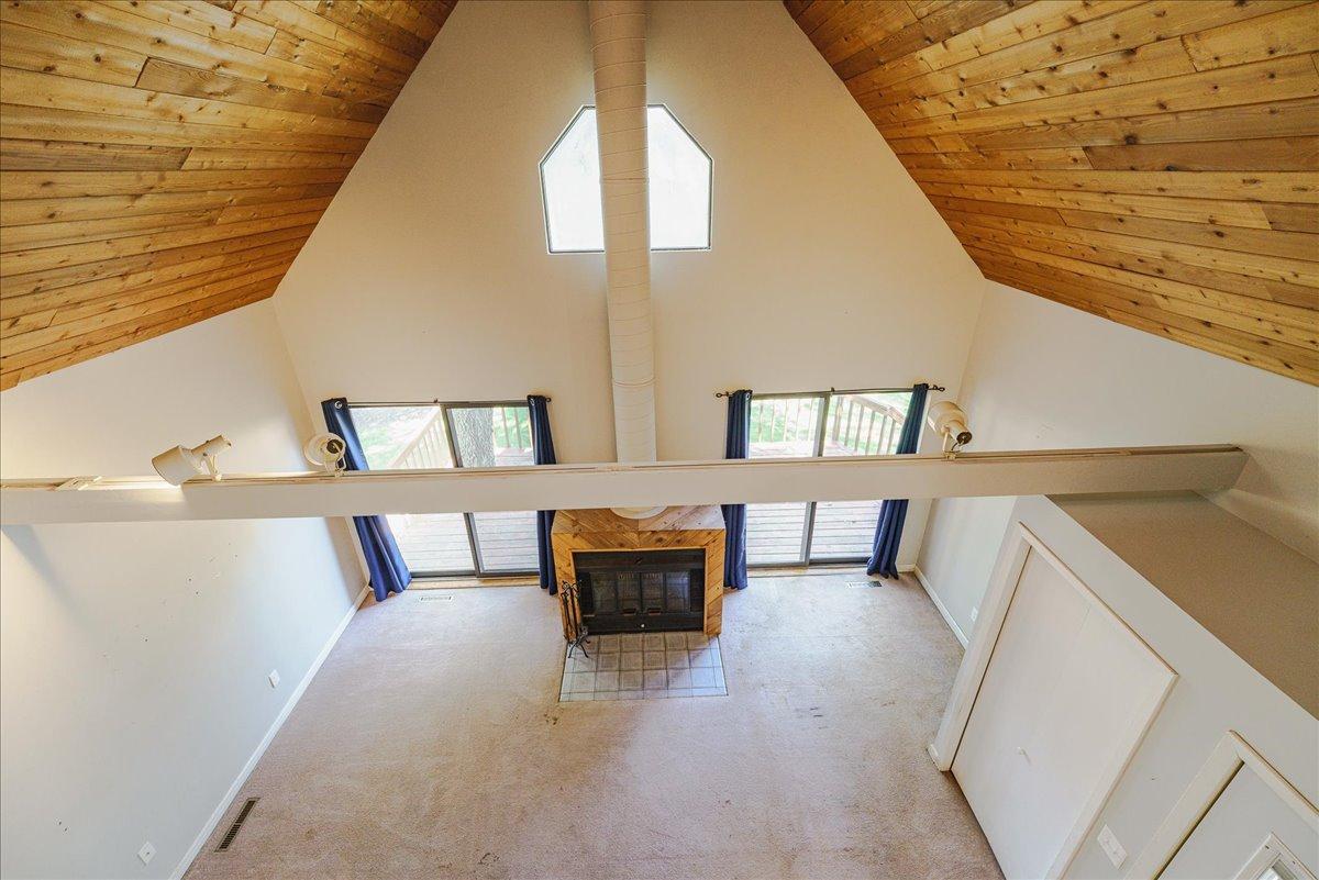 10-Loft View.jpg