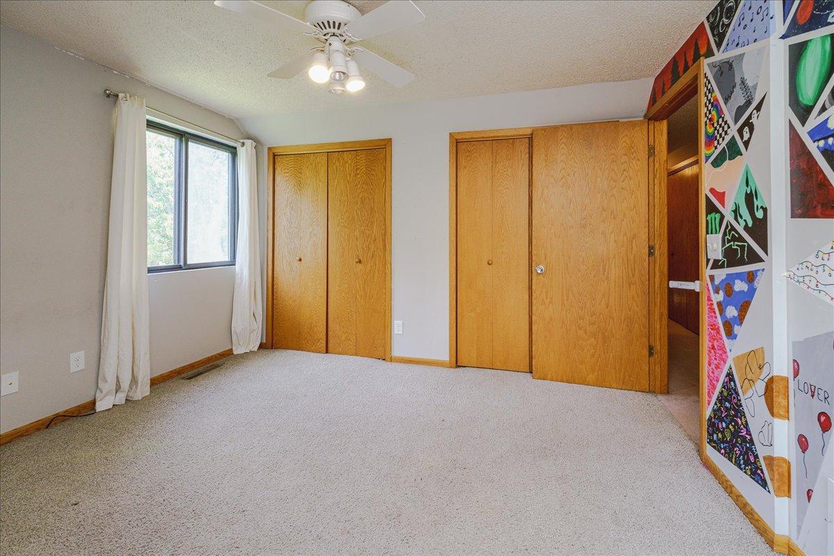 27-Bedroom 1.jpg