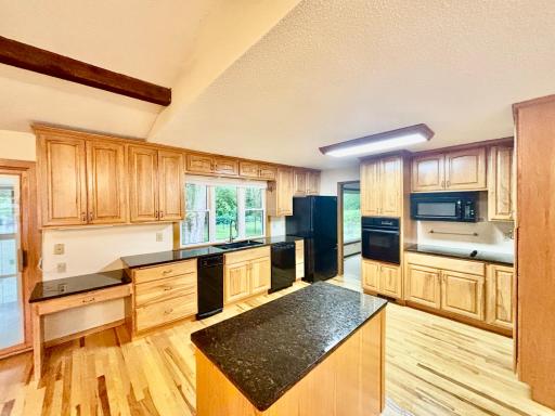 410 Betty Lane, Saint Paul, MN 55118