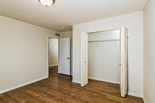 listing_11.jpg