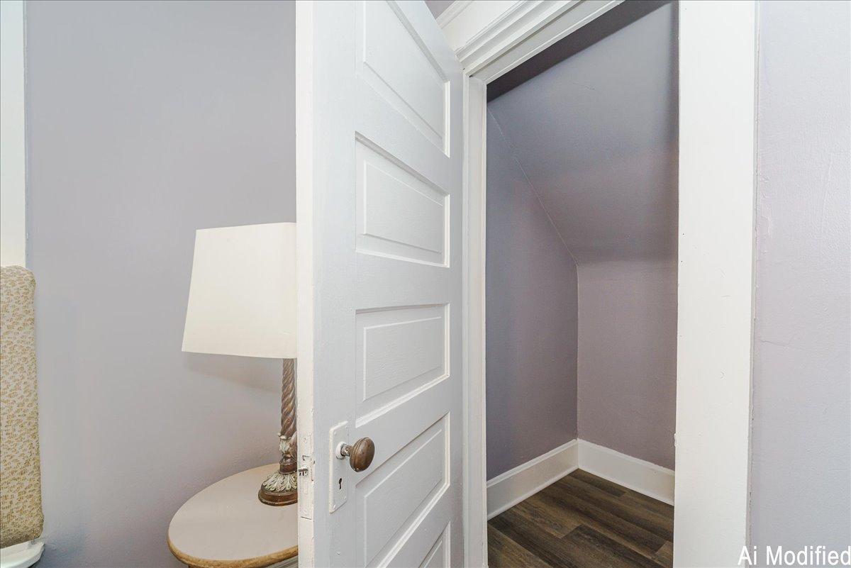30-Primary Bedroom Closet.jpg