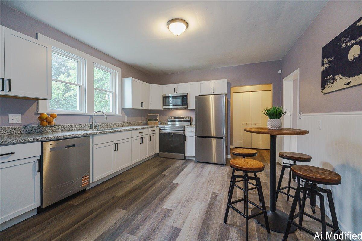 17-Kitchen.jpg