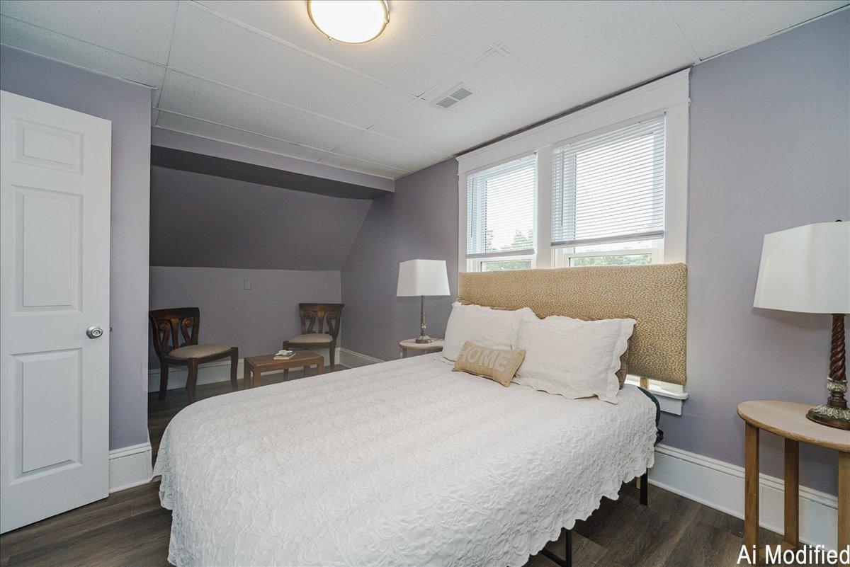 27-Primary Bedroom.jpg