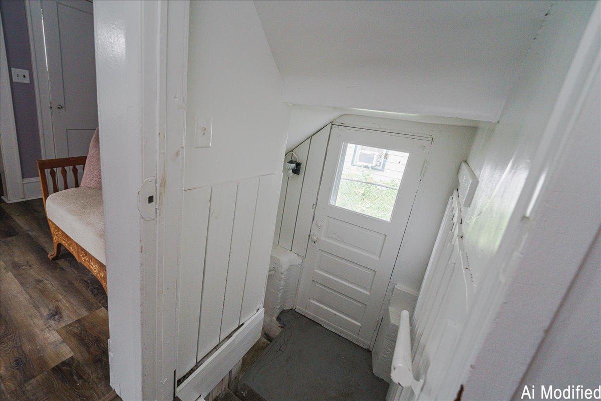 37-Staircase.jpg