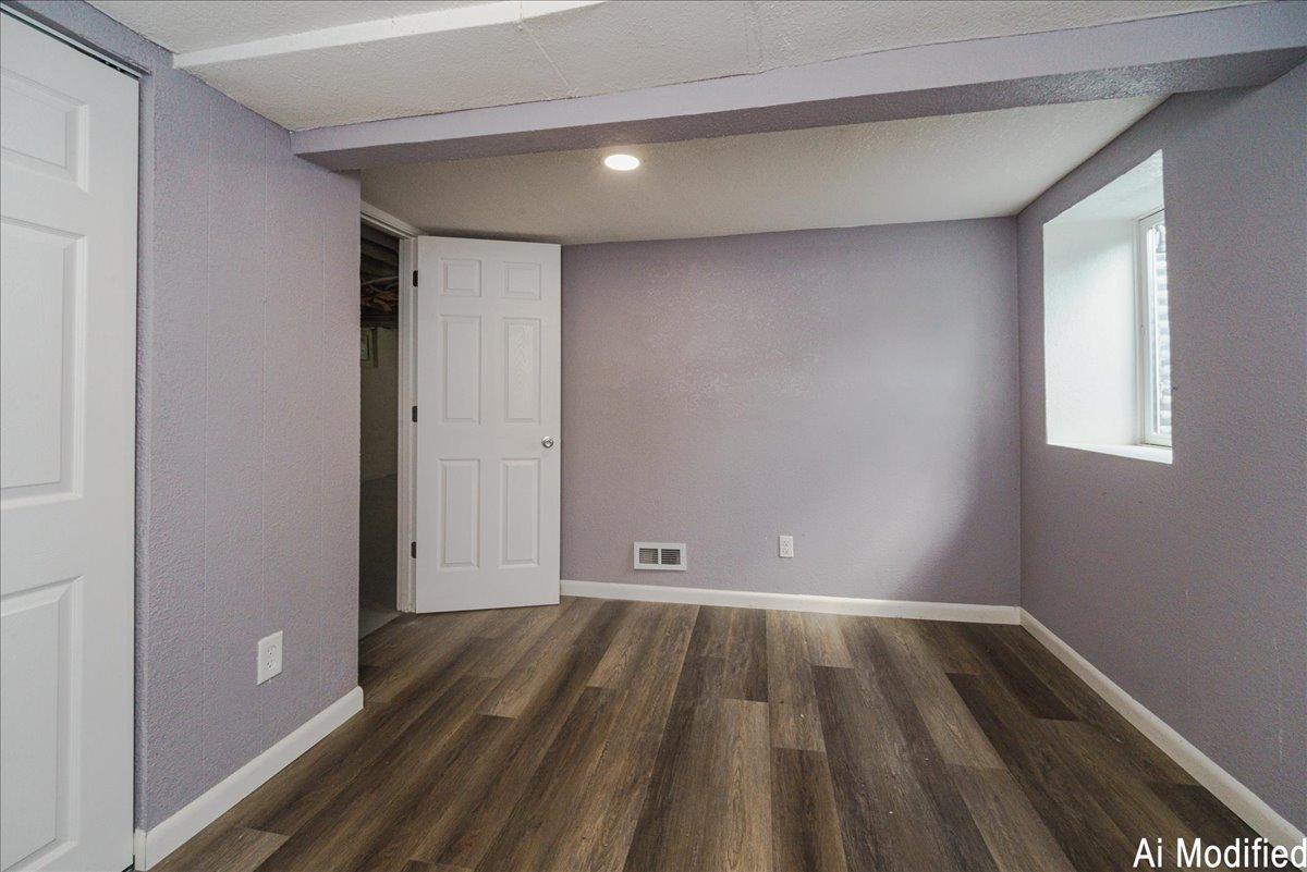 41-Lower Level Bedroom.jpg