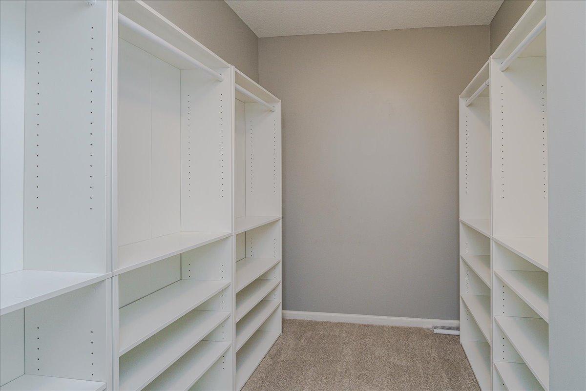40-Primary Bedroom Closet.jpg