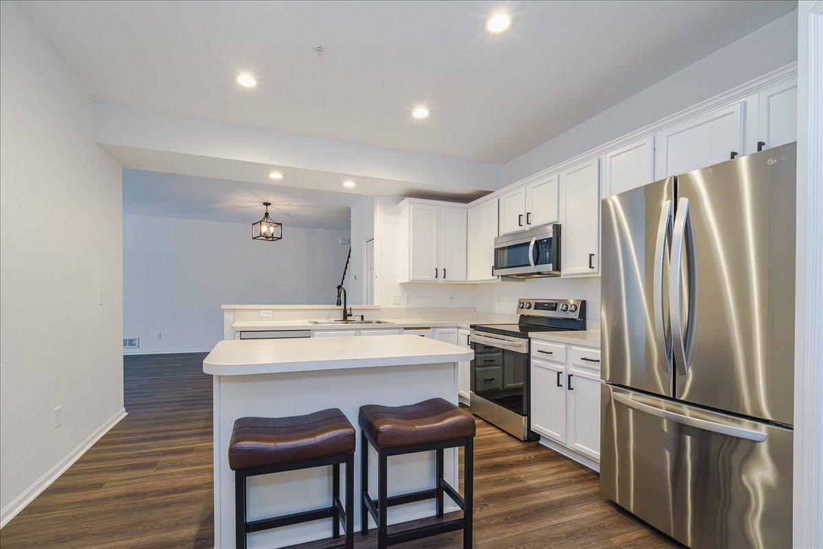 19-Kitchen.jpg