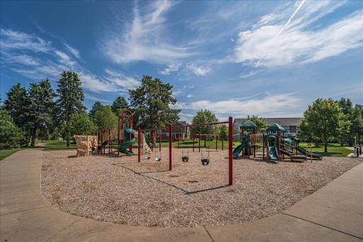 13660 Brass Parkway, Rosemount, MN 55068