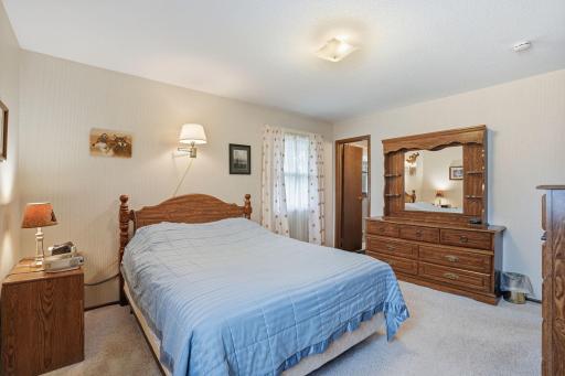 2756 Yukon Avenue N, New Hope, MN 55427