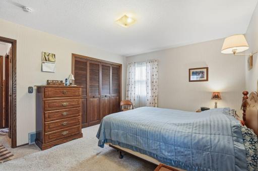 2756 Yukon Avenue N, New Hope, MN 55427