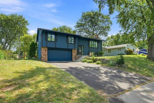 2756 Yukon Avenue N, New Hope, MN 55427