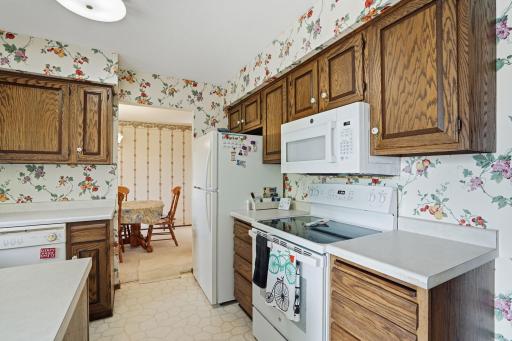 2756 Yukon Avenue N, New Hope, MN 55427