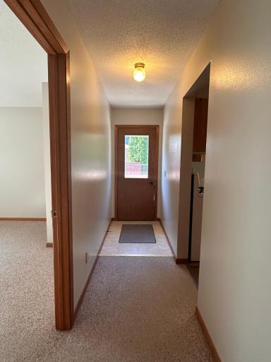 20 side entry.jpg