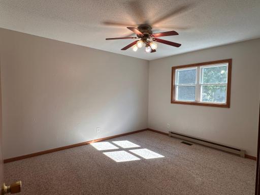 19 room 2.jpg
