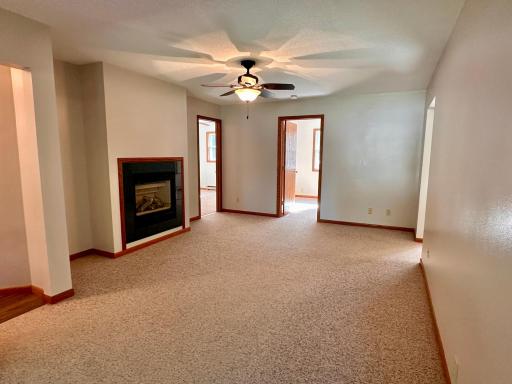 16 fireplace.jpg