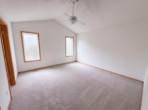 listing_17.jpg