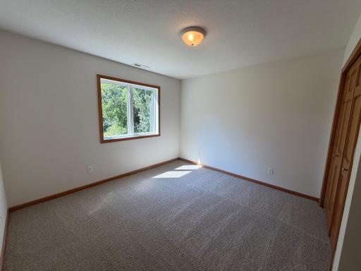 listing_25.jpg