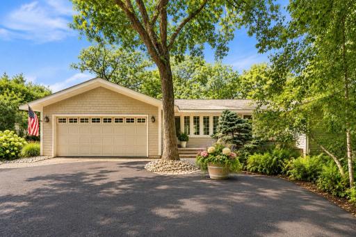 272 Cove Road, Hudson, WI 54016